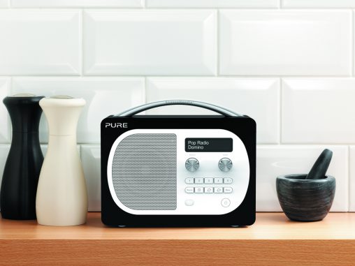 Pure Evoke D4 with Bluetooth Stream music from your smartphone or tune into a world of DAB+ digital radio using this stylish ‘Domino’ receiver, which also has a remote control for extra convenience. RRP $299