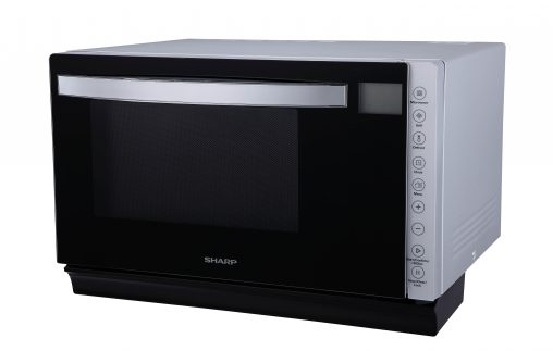 The Sharp Midsize Flatbed Microwave with Grill (R67B1S, RRP $239) is available in both white and silver and uses Flatbed Technology, which eliminates the need for a traditional rotating turntable.