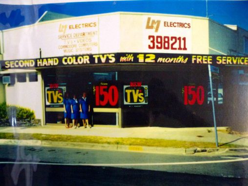 Before the Retravision branding was added, L&M Electrics was largely known by its own brand. Note the 6-digit phone number.